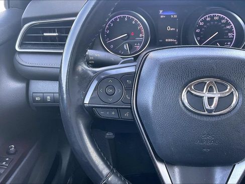 Used 2024 Toyota Camry SE FWD image 11