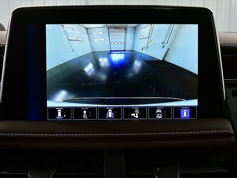 Used 2022 Chevrolet Tahoe High Country image 23