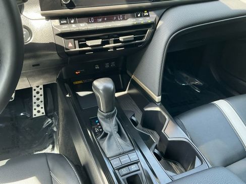 Certified 2025 Toyota Camry SE w/ Convenience Package AWD/4WD image 13
