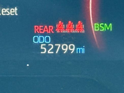 Used 2024 Toyota RAV4 XLE image 31