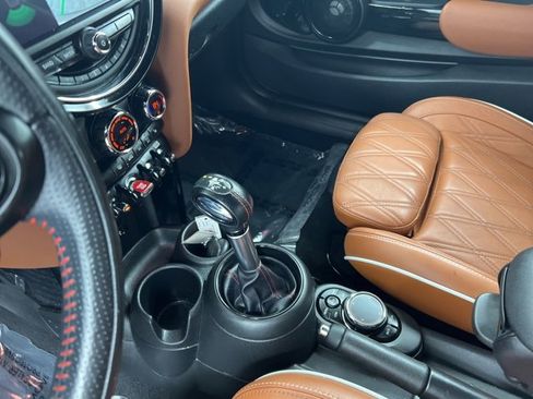 Used 2019 MINI Cooper S image 17