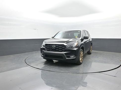 Used 2023 Honda Passport EX-L image 3