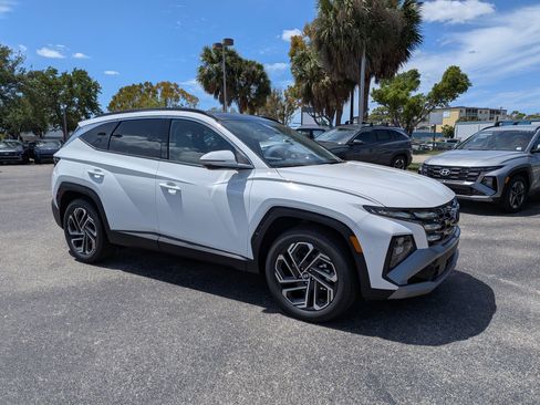 New 2026 Hyundai Tucson SEL Plus FWD image 2