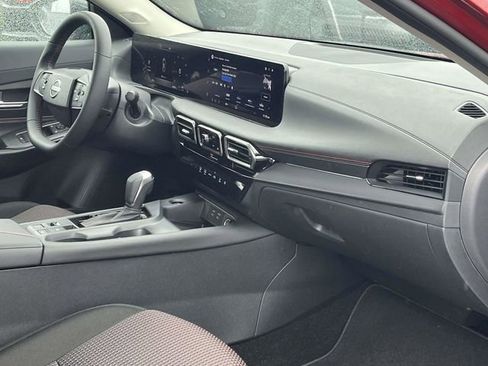 Used 2026 Nissan Sentra SR w/ Floor Mat Package FWD image 23