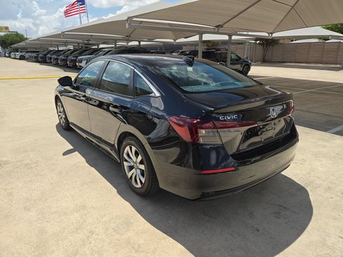 Used 2025 Honda Civic LX image 5