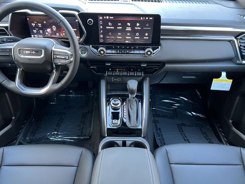 New 2026 GMC Canyon Elevation w/ Convenience Package image 29