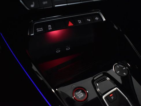 Used 2025 Audi RS 3 image 24