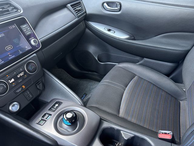 Certified 2025 Nissan Leaf S FWD image 18