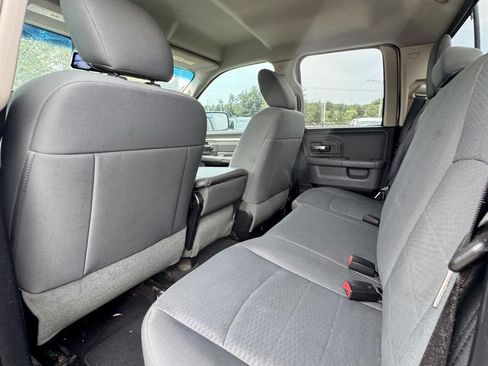 Used 2016 RAM 1500 Classic SLT AWD/4WD image 11