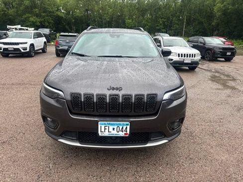 Used 2023 Jeep Cherokee Altitude Lux AWD/4WD image 3