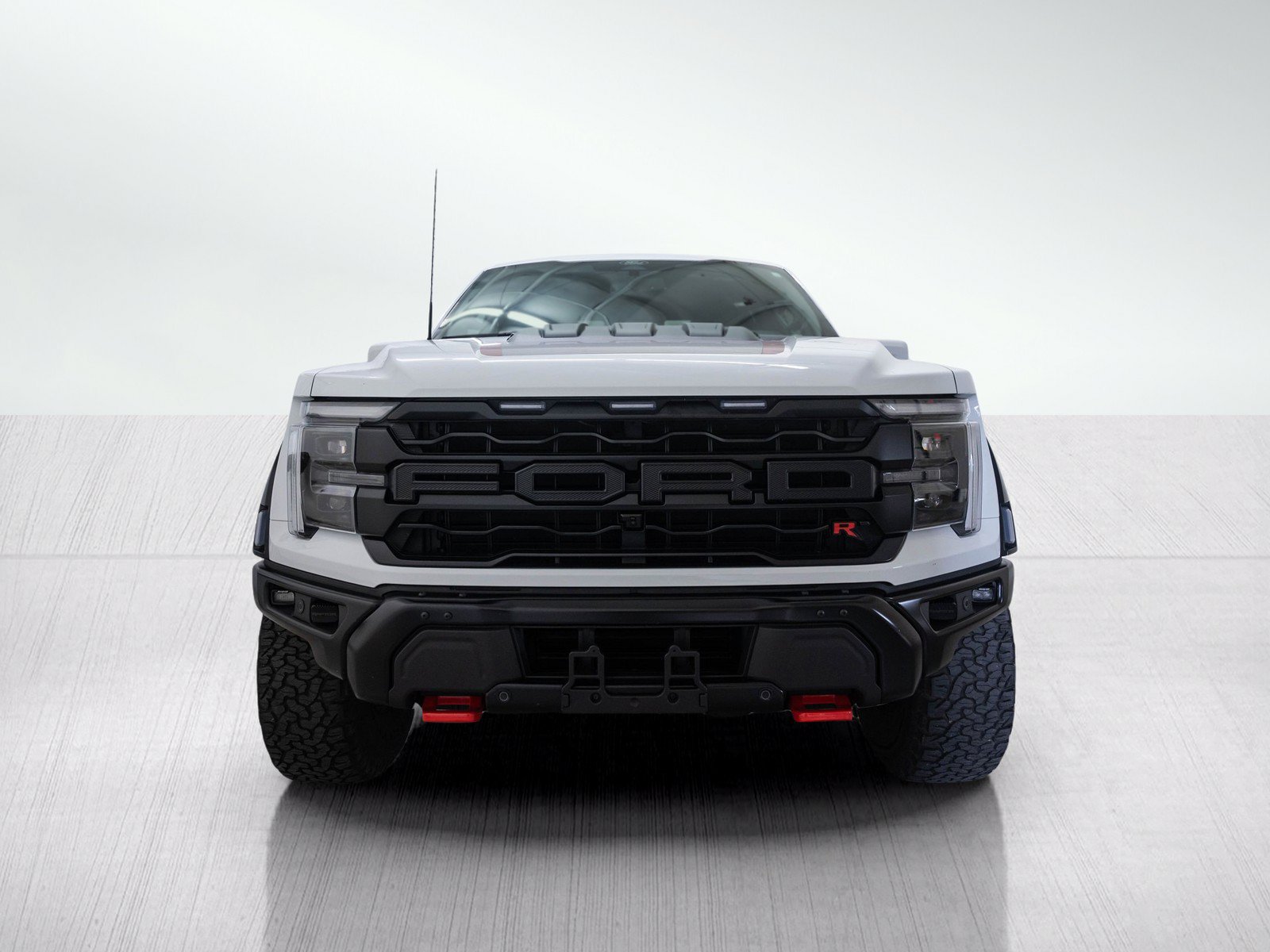 Used 2025 Ford F150 Raptor w/ Equipment Group 803A Raptor R AWD/4WD image 2