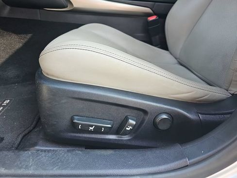 Used 2015 Lexus IS 250 AWD w/ Navigation System Package image 16