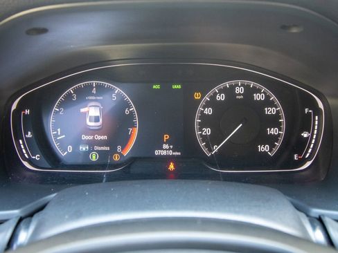 Used 2018 Honda Accord Sport image 33