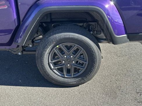 New 2026 Jeep Gladiator Sport image 21