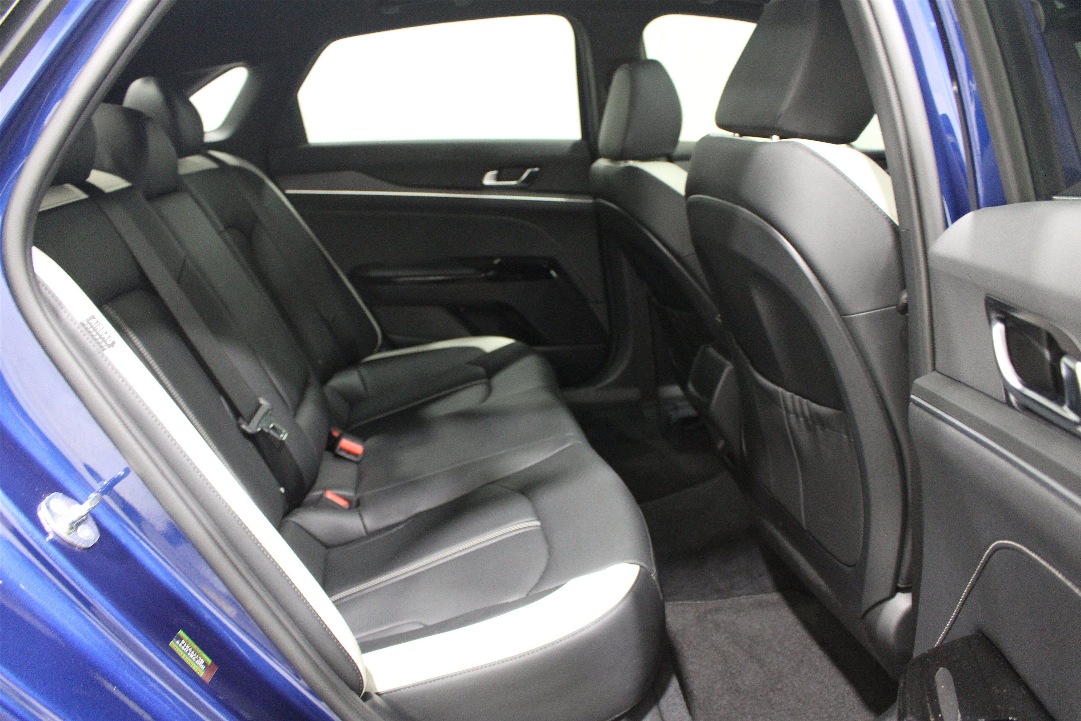 Used 2025 Kia K5 GT-Line w/ GT-Line Premium Package FWD image 24