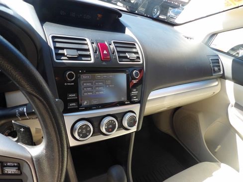 Used 2015 Subaru Impreza 2.0i Premium w/ Popular Package #1 AWD/4WD image 7