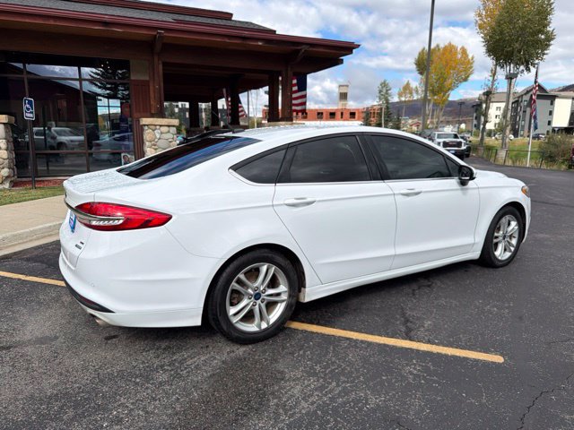 Used 2018 Ford Fusion SE w/ Fusion SE Technology Package FWD image 10