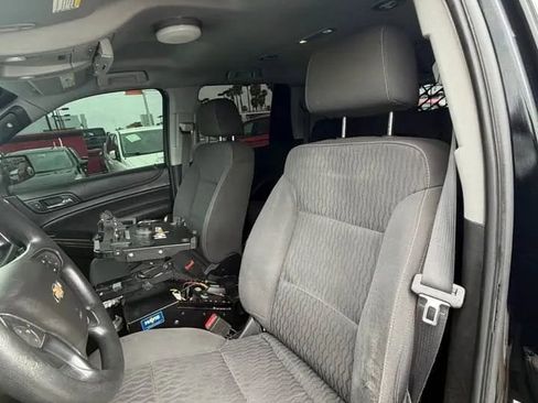 Used 2019 Chevrolet Tahoe 2WD w/ Remote Keyless Entry Package image 11