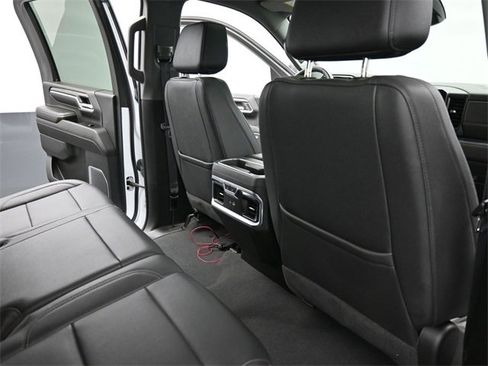 Used 2024 Chevrolet Silverado 2500 LTZ w/ LTZ Convenience Package image 24