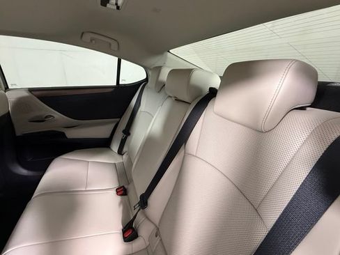 Used 2025 Lexus ES 350 w/ Premium Package FWD image 28