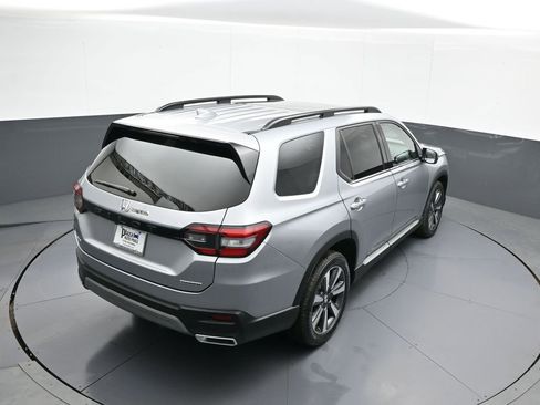 Used 2024 Honda Pilot Touring image 40