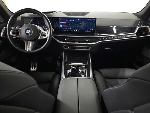 Used 2024 BMW X7 xDrive40i w/ M Sport Package image 15