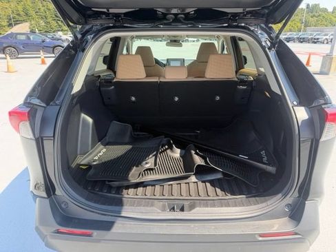 Used 2019 Toyota RAV4 LE w/ All Weather Liner Package AWD/4WD image 9