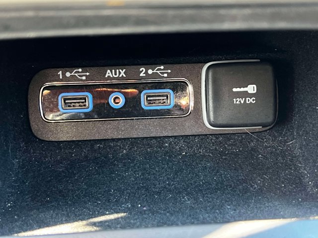 Used 2021 Jeep Grand Cherokee Laredo X AWD/4WD image 31