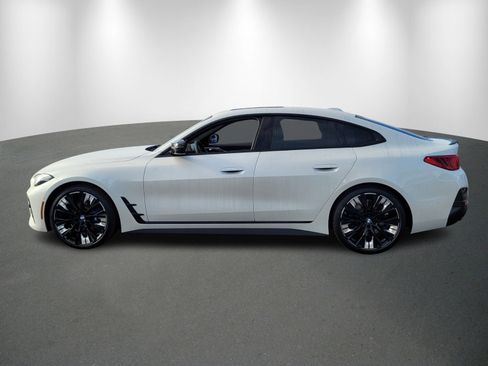 New 2026 BMW M440i w/ M Carbon Exterior Package image 4