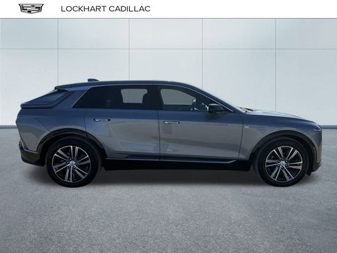 Certified 2024 Cadillac Lyriq Luxury image 2