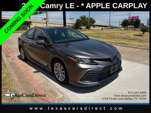 Used 2024 Toyota Camry LE FWD image 3