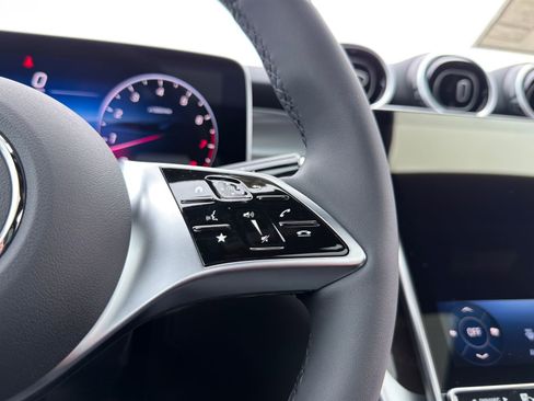 New 2026 Mercedes-Benz GLC 300 4MATIC image 22