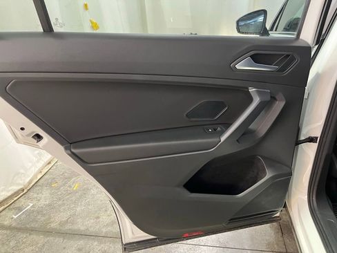Certified 2021 Volkswagen Tiguan SE AWD/4WD image 25