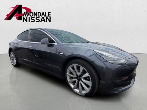 Used 2020 Tesla Model 3 Standard Range Plus RWD image 4
