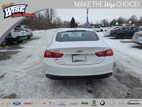 Used 2024 Chevrolet Malibu LT image 4