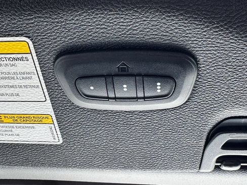Used 2023 Jeep Wrangler Unlimited w/ Cold Weather Group AWD/4WD image 29