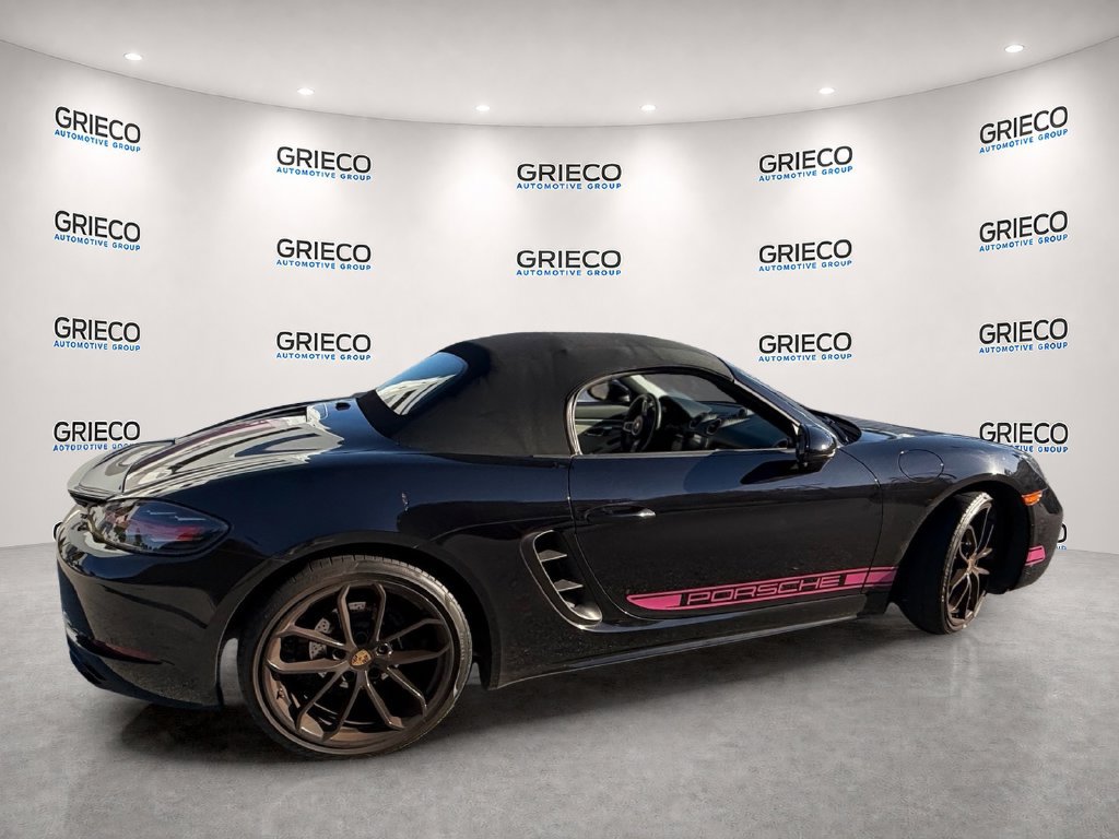 Used 2025 Porsche 718 Boxster RWD image 8
