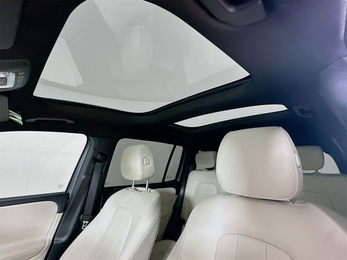 Used 2025 Mercedes-Benz GLB 250 GLB 250 image 23