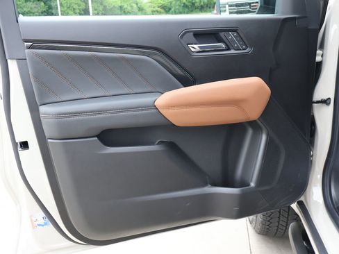 New 2026 GMC Canyon AT4 w/ Nightfall Edition AWD/4WD image 12