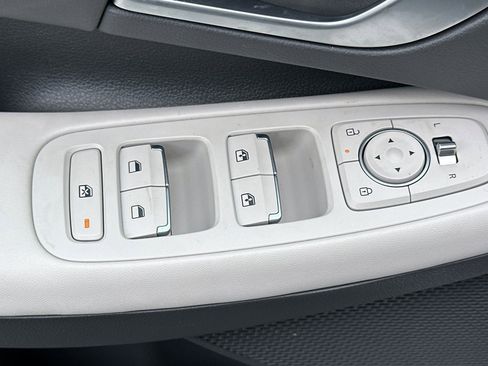 Certified 2025 Hyundai Sonata SEL image 11