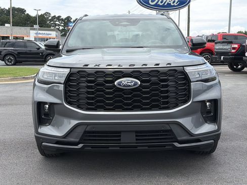 Certified 2025 Ford Explorer ST-Line RWD image 34
