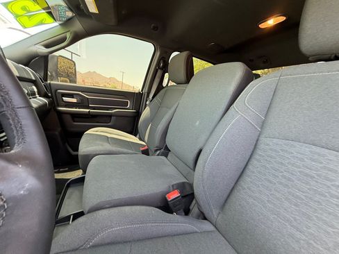 Used 2025 RAM 2500 Big Horn AWD/4WD image 14