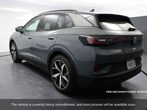 Used 2023 Volkswagen ID.4 Pro S image 4