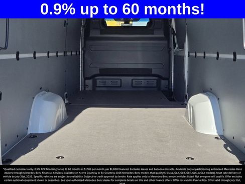 Used 2025 Mercedes-Benz Sprinter 2500 image 31