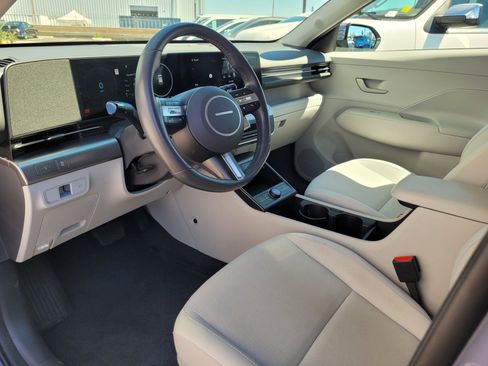Used 2024 Hyundai Kona SEL FWD image 10