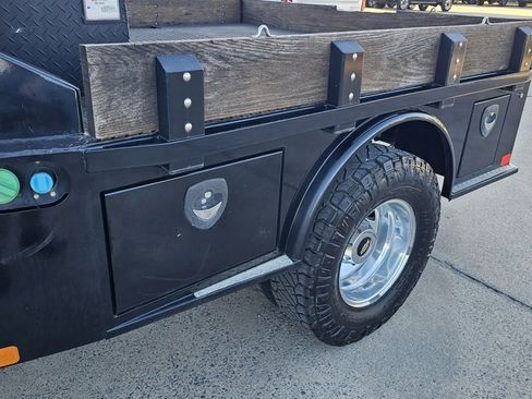 Used 2020 Chevrolet Silverado 3500 LTZ w/ LTZ Convenience Package image 10