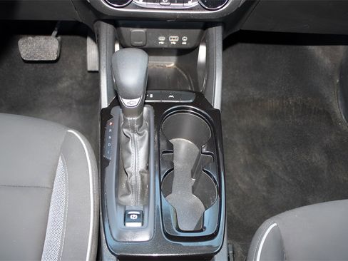 Used 2023 Chevrolet TrailBlazer LT image 17