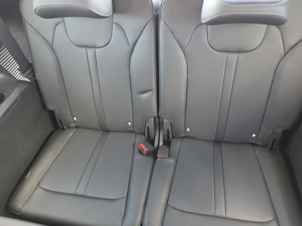 New 2026 Kia Sorento EX FWD image 18
