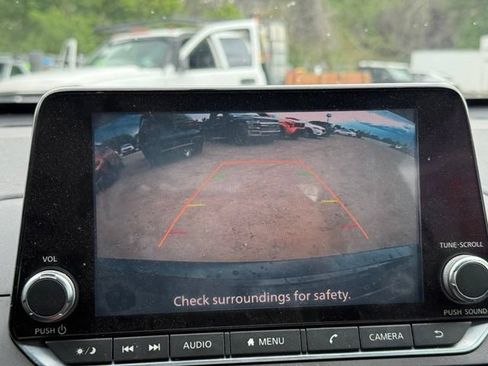 Used 2020 Nissan Altima 2.5 S FWD image 22