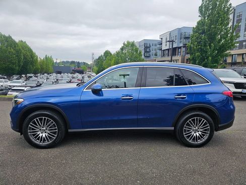 Used 2024 Mercedes-Benz GLC 300 4MATIC image 8